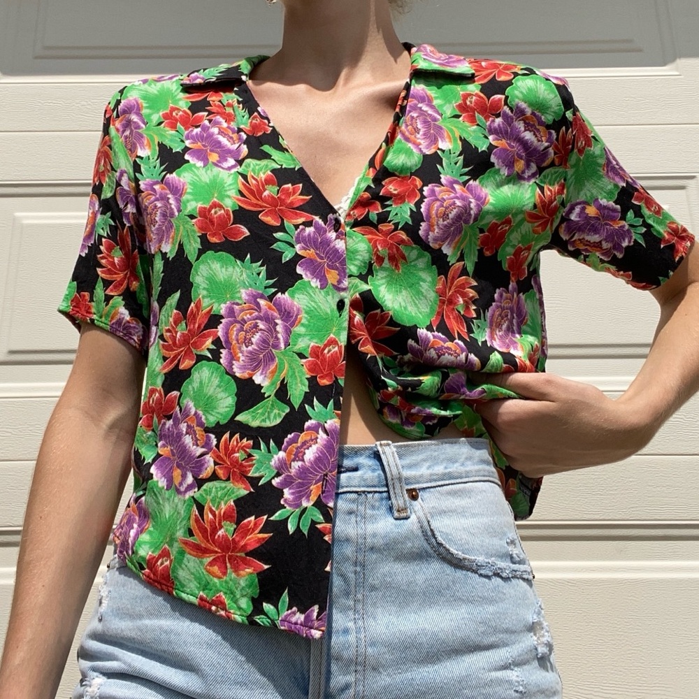 Zara Floral Printed V-Neck Shirt